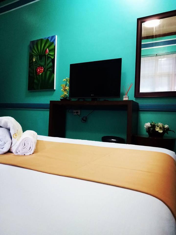 Villa Jhoana Resort Angono Værelse billede