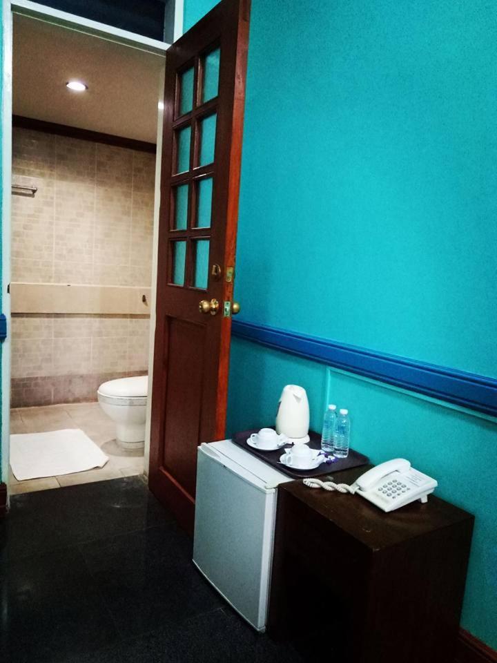 Villa Jhoana Resort Angono Værelse billede