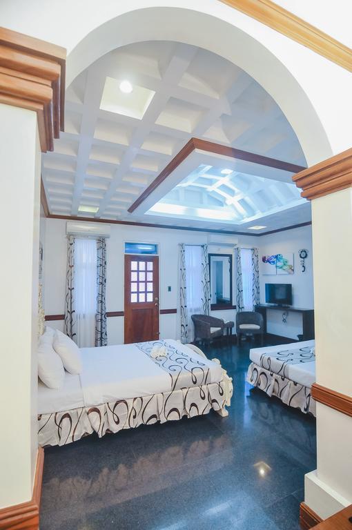 Villa Jhoana Resort Angono Eksteriør billede