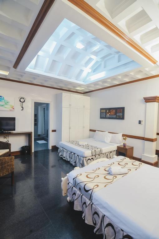 Villa Jhoana Resort Angono Eksteriør billede