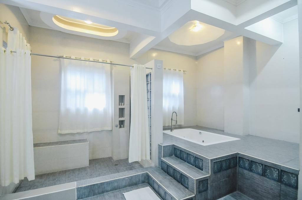 Villa Jhoana Resort Angono Eksteriør billede