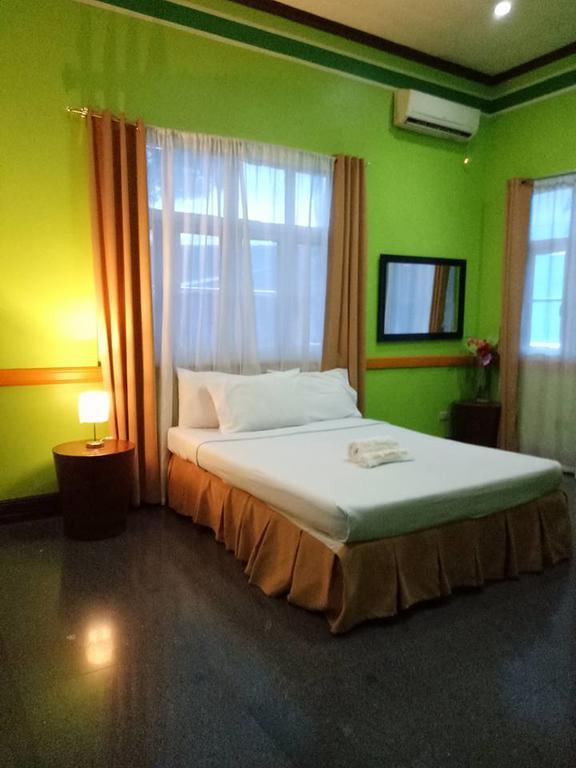 Villa Jhoana Resort Angono Eksteriør billede